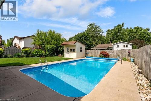 218 Arris Crescent, Mitchell, ON 