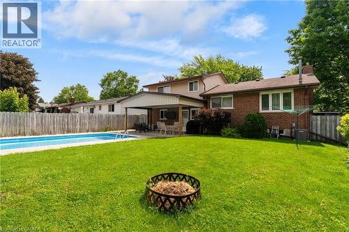 218 Arris Crescent, Mitchell, ON 