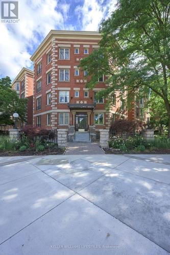205 - 460 WELLINGTON STREET  London East (East F), ON N6A 3P8