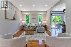 223 BUTTERCUP Court Waterloo, ON N2V 2W8