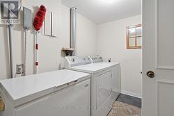 Large laundry room - 