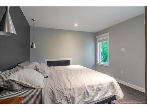 251 York St, Fredericton, NB 