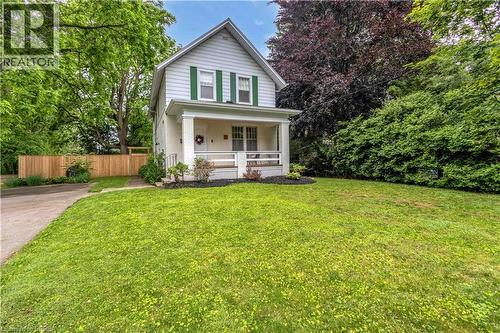 11 TUTELA HEIGHTS Road  Brantford, ON N3T 1A2