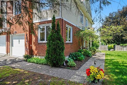 6145 OAK MEADOWS DRIVE  Ottawa, ON K1C 7G7