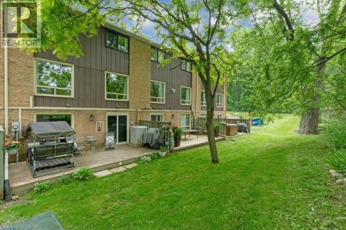 220 Salisbury Avenue Unit# 23, Cambridge, ON - Outdoor