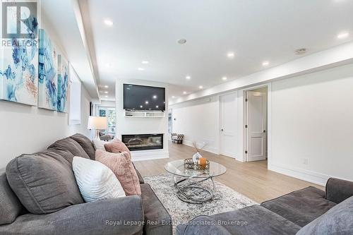 1071 Westmount Avenue, Mississauga, ON 