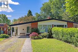 1568 NAIRN AVENUE  London East (East D), ON N5V 2P2
