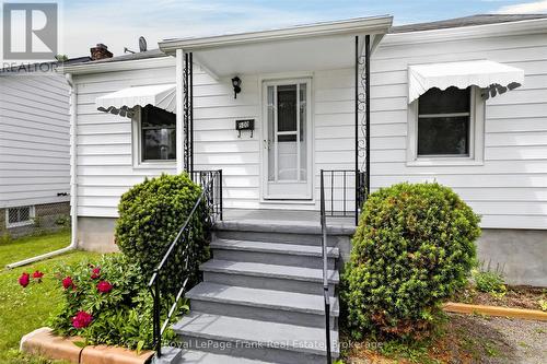 500 GLENGARRY AVENUE  Peterborough (Northcrest Ward 5), ON K9H 4Y4