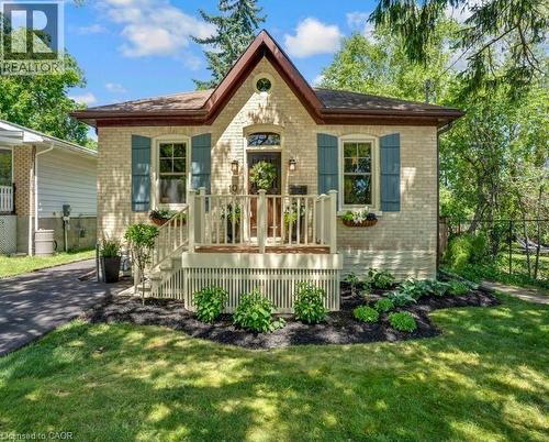 10 SELKIRK Street  Cambridge, ON N1S 1Z1