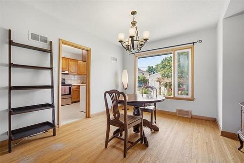 174 Seven Oaks Ave, Winnipeg, MB 