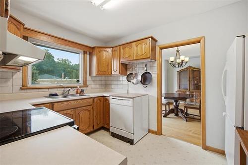 174 Seven Oaks Ave, Winnipeg, MB 