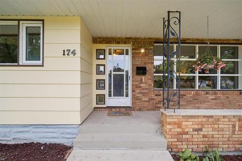 174 Seven Oaks Ave, Winnipeg, MB 