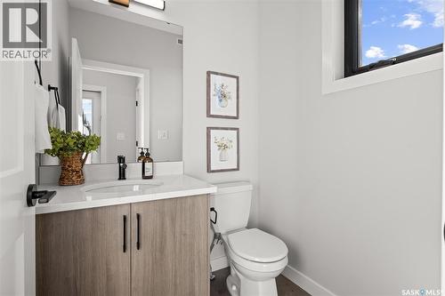 1748 West Market Street, Regina, SK - Indoor Photo Showing Bathroom