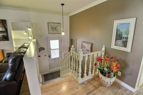 Hall d'entrée/Vestibule - 42 Rue Massicotte, Amos, QC 