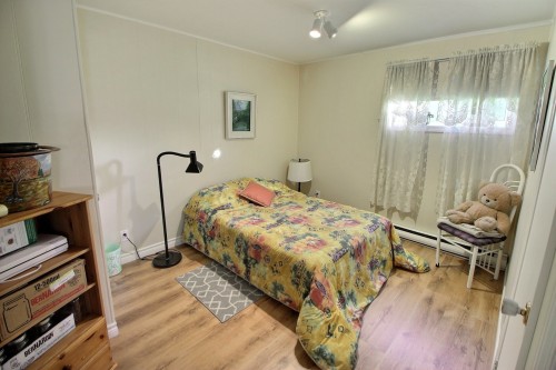 Chambre à coucher - 42 Rue Massicotte, Amos, QC 