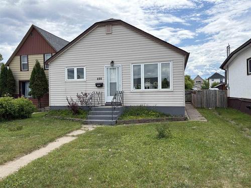 460 Mary Street  Thunder Bay, ON P7E 4K3