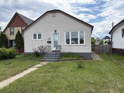 460 Mary Street Thunder Bay, ON P7E 4K3
