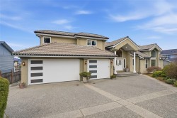 296 Cilaire Dr Nanaimo, BC V9S 3E8