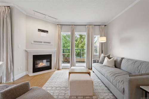 #13-2235 Harbour Rd, Sidney, BC 