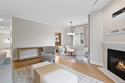 #13-2235 Harbour Rd, Sidney, BC 