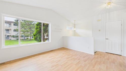 B-1101 23Rd Avenue, Cranbrook, BC 