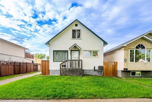 117 Melrose AVE  Winnipeg, MB R2C 0A8