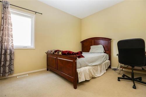 14 Charlottetown Rd, Winnipeg, MB 