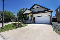 14 Charlottetown RD  Winnipeg, MB R3Y 0E4