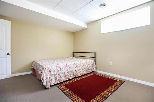 14 Charlottetown Rd, Winnipeg, MB 