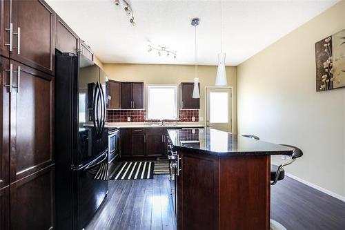 14 Charlottetown Rd, Winnipeg, MB 