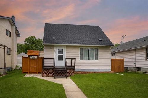 987 Carter Ave, Winnipeg, MB 