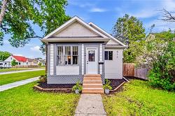 510 Roanoke ST  Winnipeg, MB R2C 1G7