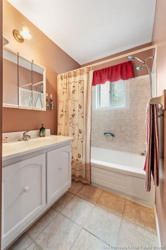 107 Olympic Cres, Moncton, NB 