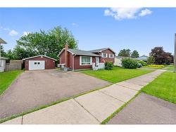 107 Olympic CRES Moncton, NB E1E 4B8