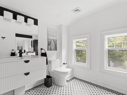 6196 Oakland Road, Halifax, NS 