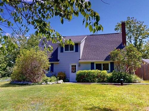2554 Highway 7 Highway, East Preston, NS 