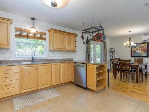 980 White Hills Run, Hammonds Plains, NS 