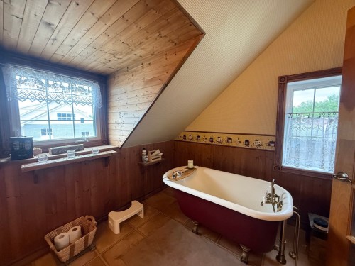Salle de bains - 16 Rue St-Isidore O., Laverlochère-Angliers, QC - Indoor Photo Showing Bathroom