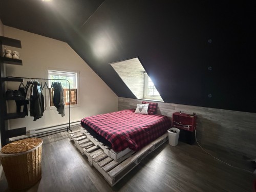 Chambre à coucher - 16 Rue St-Isidore O., Laverlochère-Angliers, QC - Indoor Photo Showing Bedroom