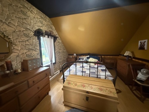 Chambre à coucher - 16 Rue St-Isidore O., Laverlochère-Angliers, QC - Indoor Photo Showing Bedroom