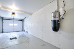 Garage - 