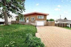 4766 Rue Gaston  Montréal (Pierrefonds-Roxboro), QC H9J 1Z8