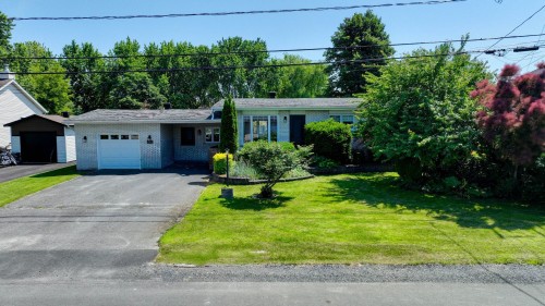 Front of Structure - 449 15E Avenue, Saint-Jean-Sur-Richelieu, QC - Outdoor