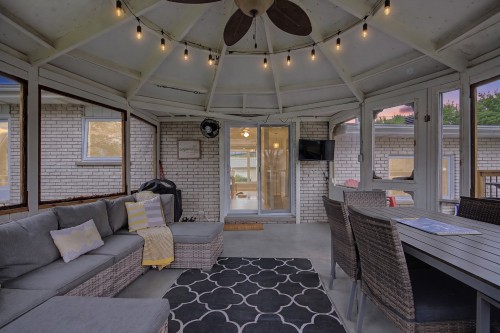 Veranda - 449 15E Avenue, Saint-Jean-Sur-Richelieu, QC - Indoor