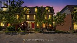 4 - 99 GOODWOOD PARK COURT Toronto, ON M4C 5S9