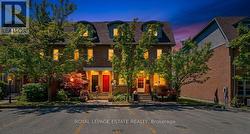 4 - 99 GOODWOOD PARK COURT  Toronto, ON M4C 5S9