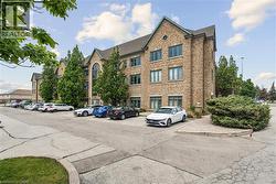 2904 SOUTH SHERIDAN Way Unit# 204  Oakville, ON L6J 7L9