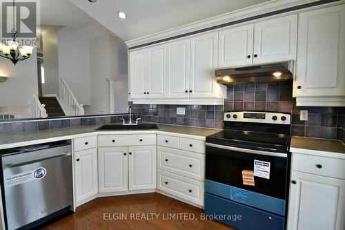 578 Wellington Street, St. Thomas, ON - Indoor Photo Showing Kitchen