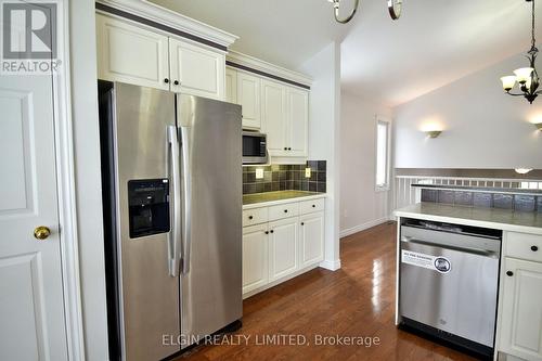 578 Wellington Street, St. Thomas, ON - Indoor Photo Showing Kitchen