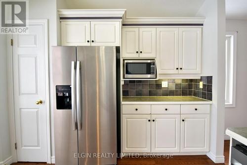 578 Wellington Street, St. Thomas, ON - Indoor Photo Showing Kitchen